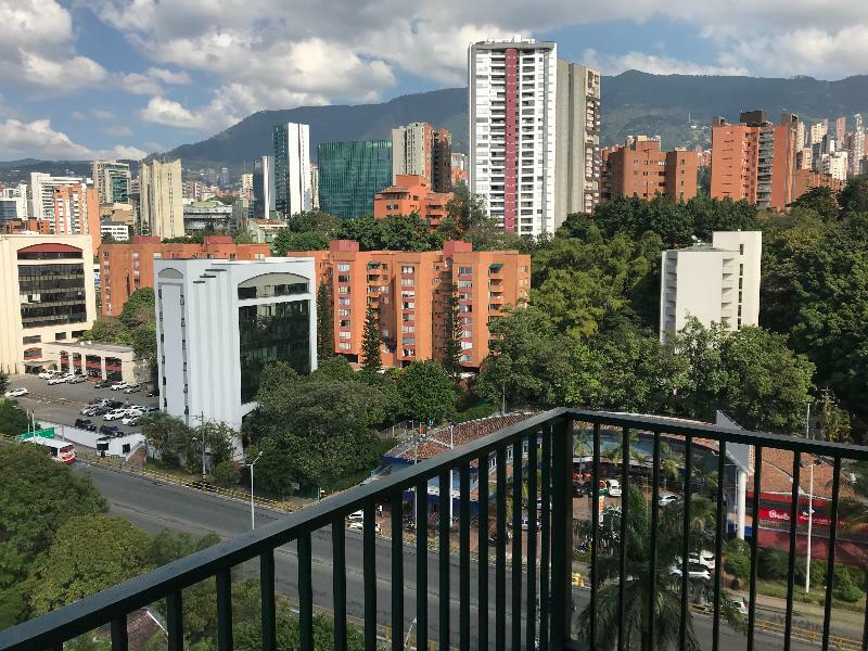 Hotel Santa Ana ميديلين المظهر الخارجي الصورة