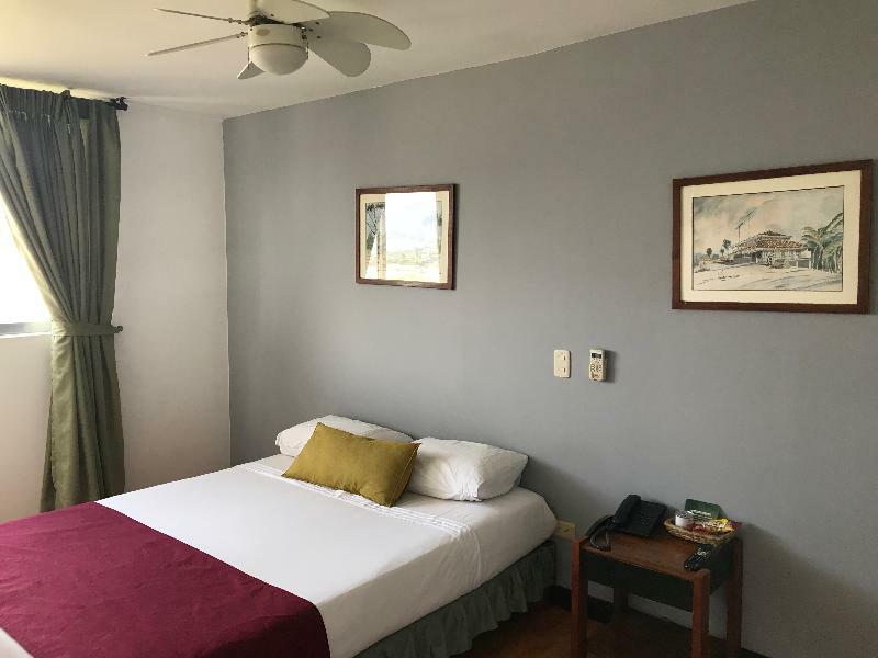 Hotel Santa Ana ميديلين المظهر الخارجي الصورة